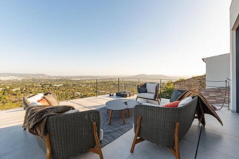 Contemporary masterpiece for sale Algarve