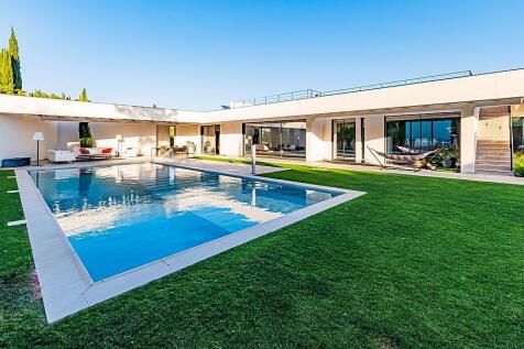 Contemporary masterpiece for sale Algarve
