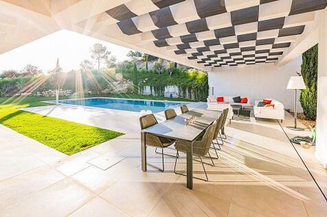 Contemporary masterpiece for sale Algarve