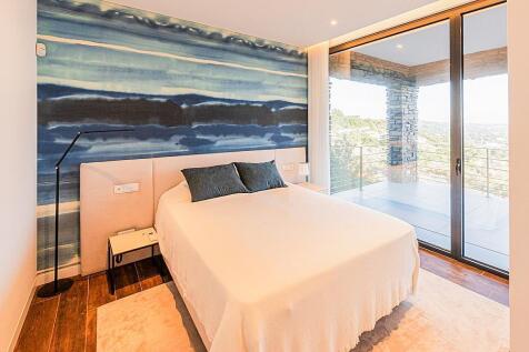 Contemporary masterpiece for sale Algarve