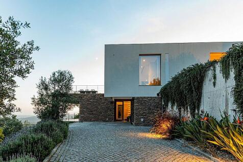 Contemporary masterpiece for sale Algarve