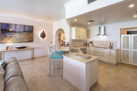 Schooner Bay 203