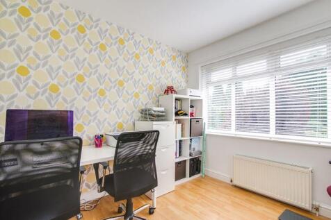 Bedroom/Office