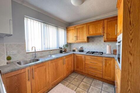 Kitchen (Virtually Staged Photograph)