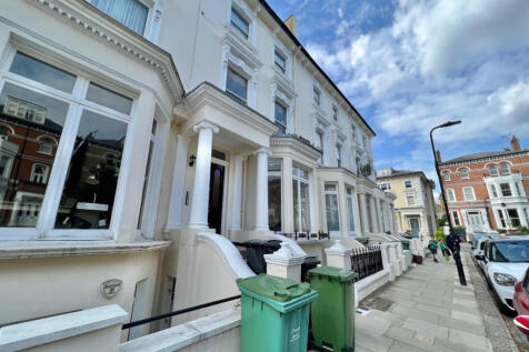 2 Bedroom Flat for Rent