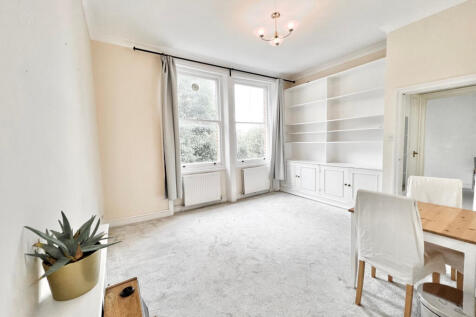 Second floor 1 bedroom flat for sale
