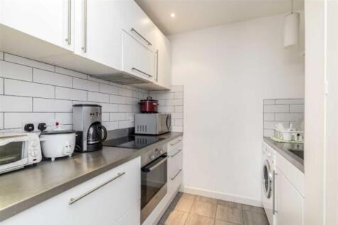 3 Bedroom Maisonette for Rent