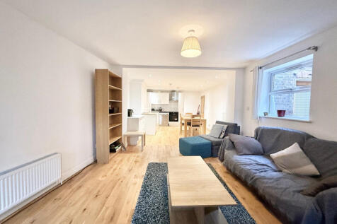 3 bed Garden Flat for Rent