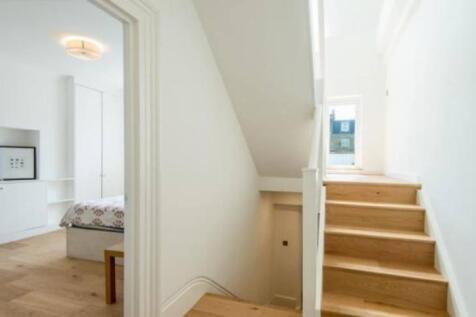 4 Bedroom Flat for Rent