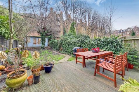 2 Bedroom 2 bathroom Flat for Rent