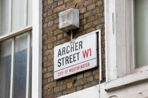 105ArcherStStudios.jpg