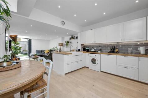 Kitchen/Living Room
