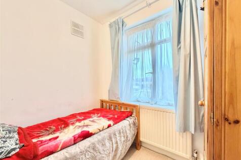 WhatsApp Image 2025-10-14 at 15.39.48_229dde72.jpg