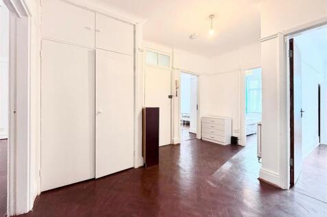 WhatsApp Image 2025-10-30 at 15.41.52_a1655403.jpg