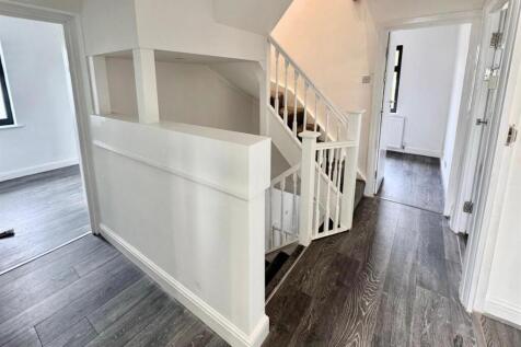 WhatsApp Image 2025-11-04 at 12.57.34_628aa8ee.jpg