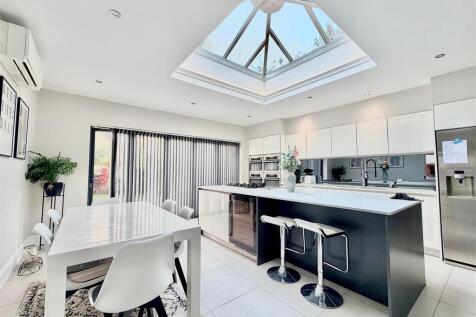 Hale Lane 14 (2).jpg