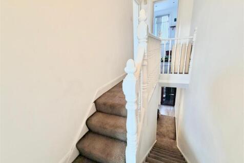 WhatsApp Image 2025-10-27 at 16.46.31_e54dfb17.jpg