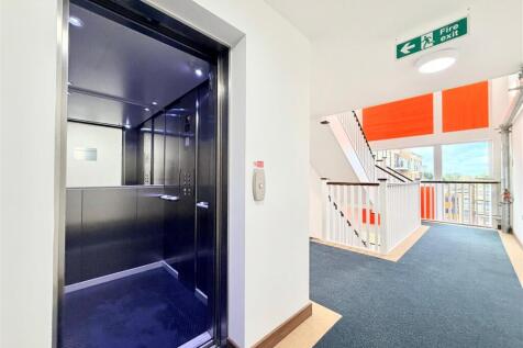 Aquarius Court 12.jpg