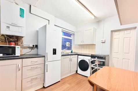 Colchester Road 11.jpg