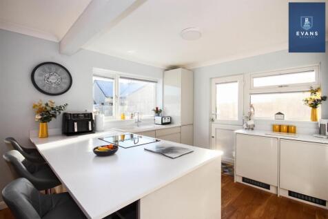 Refitted Kitchen Diner