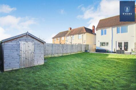 Rear Landscaped Garden