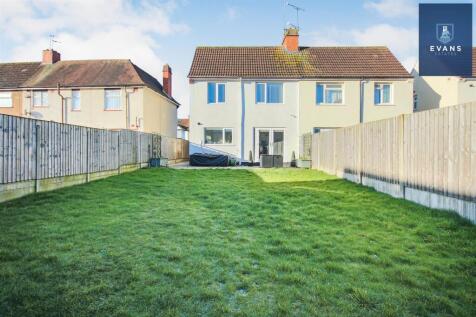 Rear Landscaped Garden