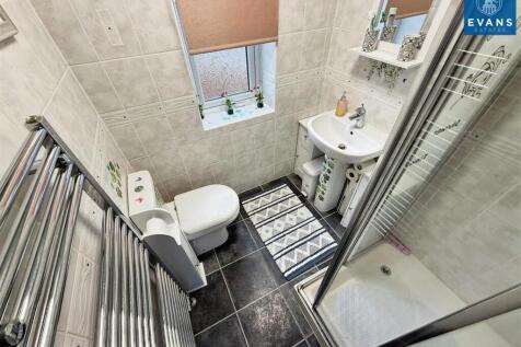 En Suite Shower Room