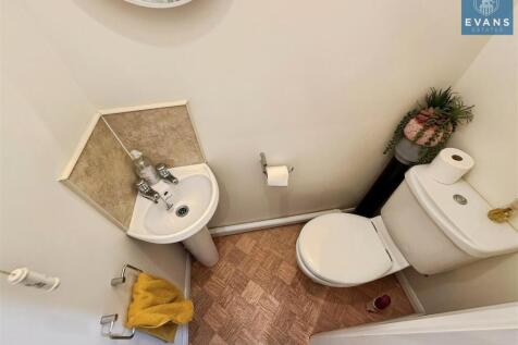 Ground Floor Cloakroom