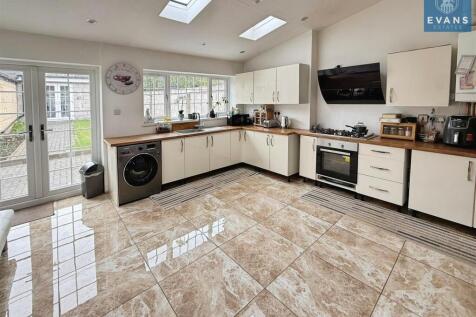 Extended Refitted Kitchen Diner