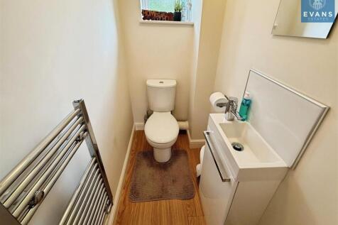Ground Floor Wc