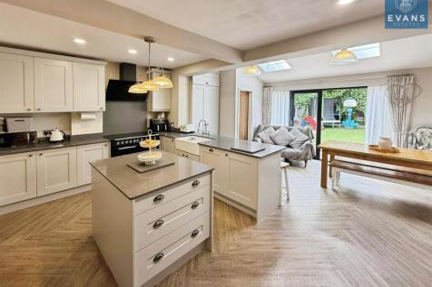 Extended Refitted Kitchen Diner