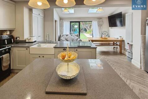 Extended Refitted Kitchen Diner