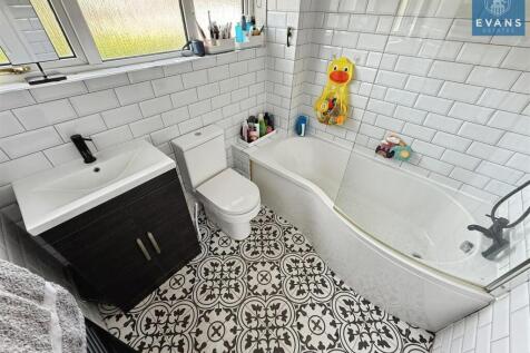 Refitted Family Bathroom