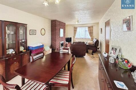 Through Lounge