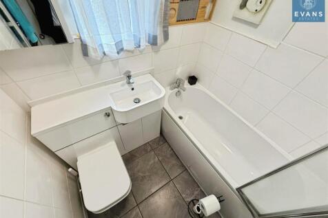 Refitted Family Bathroom