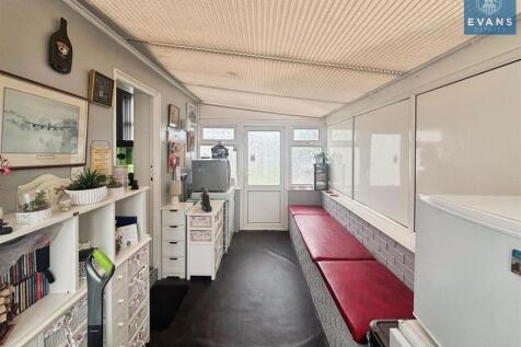 Side Room