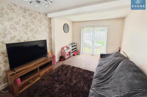 Through Lounge Diner