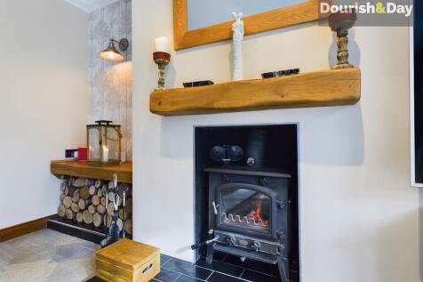 Lounge Fireplace