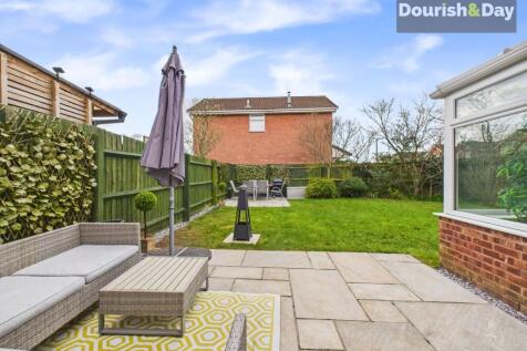 Rear Garden Patio &amp; Lawn