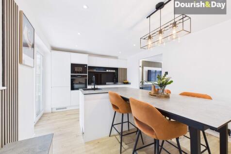 Open-Plan Kitchen, Dining &amp; Living Space