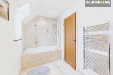 Bedroom 3 En-Suite