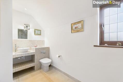 Bedroom 3 En-Suite