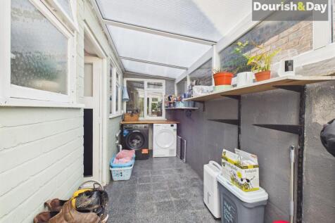 Utility/Rear Porch