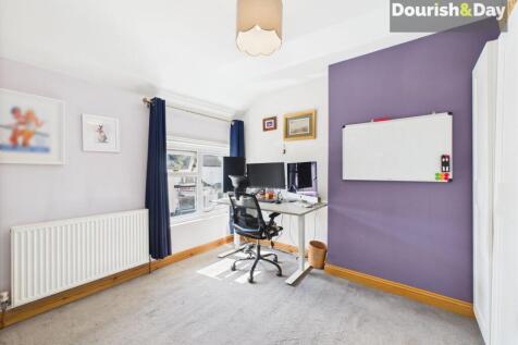 Bedsroom 1
