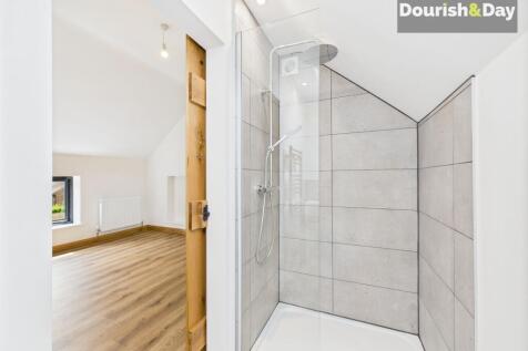 Bedroom One En-Suite