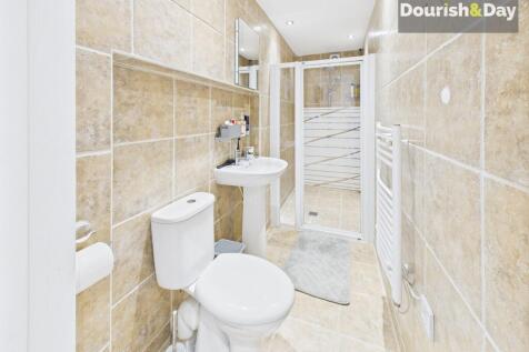 Bedroom Two En-Suite
