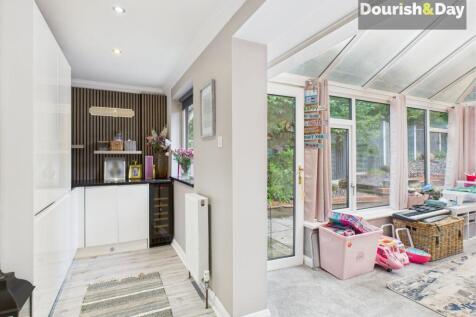 Utility &amp; Conservatory