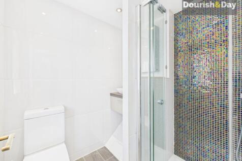 Bedroom One En-Suite