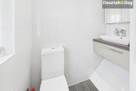 Bedroom One En-Suite