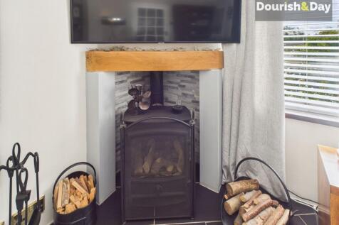 Lounge Fireplace